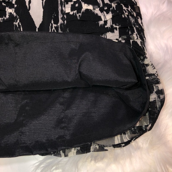 Saks Fifth Ave Black Label Dress - Picture 4 of 7